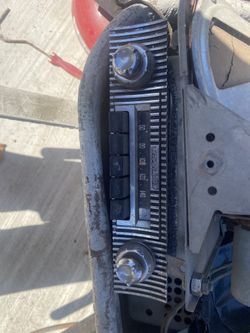 Chevrolet Deluxe Radio 