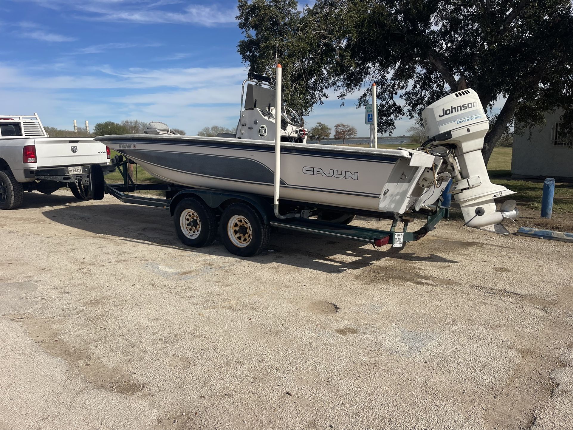 Cajun Bay Boat 21’ Plus Read Info Before Asking 100 Questionso 