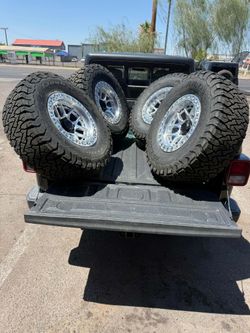 17x9 Commando Lock Off-road Rims and Tires 35/1250/17 BFG KO3