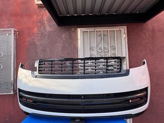 2023-2025 Land Range Rover L460 Front Bumper