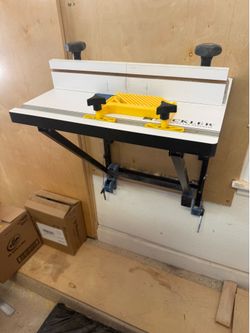 Rockler Convertible Bench Top Router Table