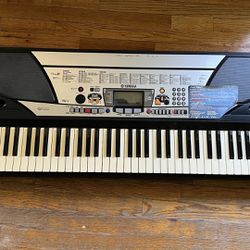 Yamaha PSR-GX76 Portable Digital Keyboard