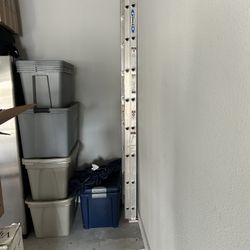 16 Foot Ladder 