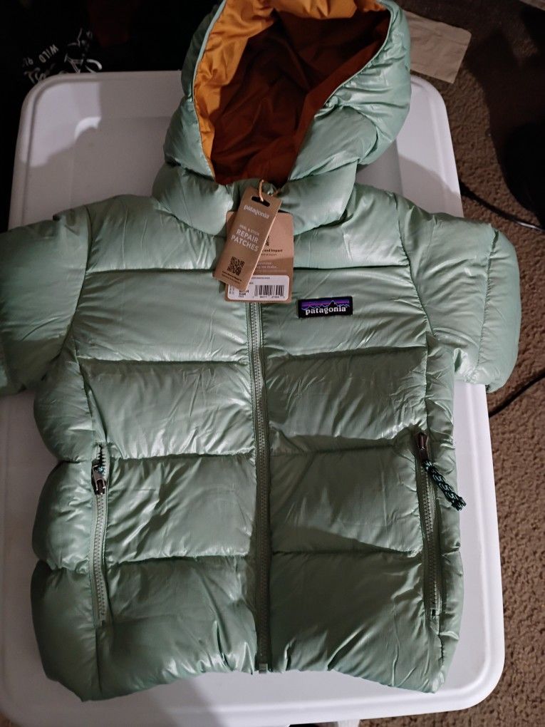 Patagonia 3t Brand New Puffer Jacket Great Deal 90 Obo