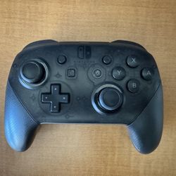  Nintendo Switch Pro Controller 