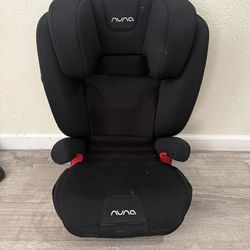 Nuna Aace booster seat