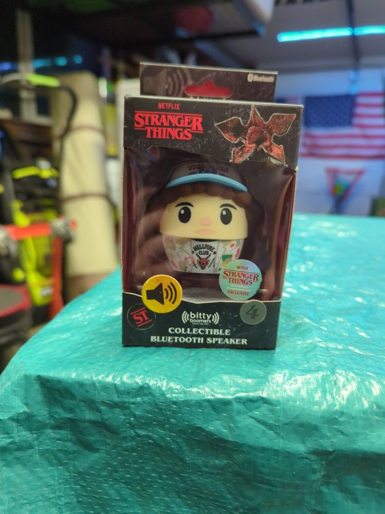 Stranger Things Bitty Boomer