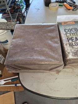 Coco pit-coco coir for planting total 20 lbs, 2 Bricks 10 lbs each