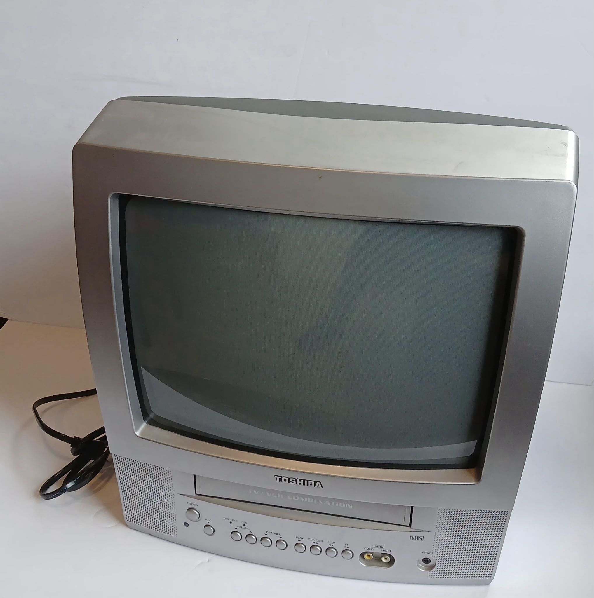Toshiba MV13Q41 TV/VCR/VHS 13" Combo Retro Gaming Vintage TV Video Player TESTED