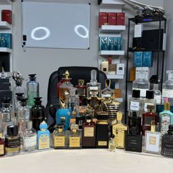 Colognes/Fragrances/Perfumes