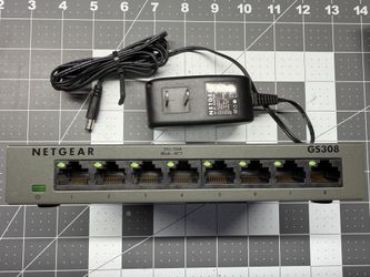 NETGEAR GS308v2 GS308 8 Gigabit Port Ethernet Switch Great Condition