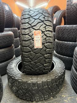 35x12.50R22 Venom Power Terra Hunter X/T Full Pair of 2 Tires