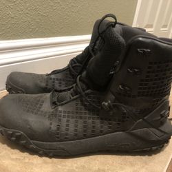Under Armour Size 10.5 