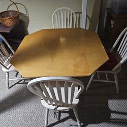 Wooden Table With 4 Chairs.