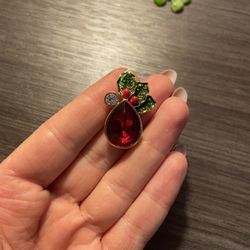 Gold pin with 2 stones 