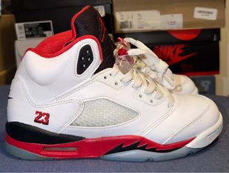 Air Jordan 5 Retro “Fire Red” (2025) Size 7Y