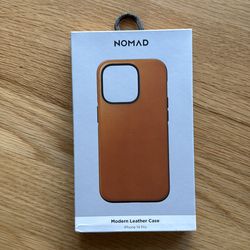 Used Nomad iPhone 14 Pro Modern Leather Case