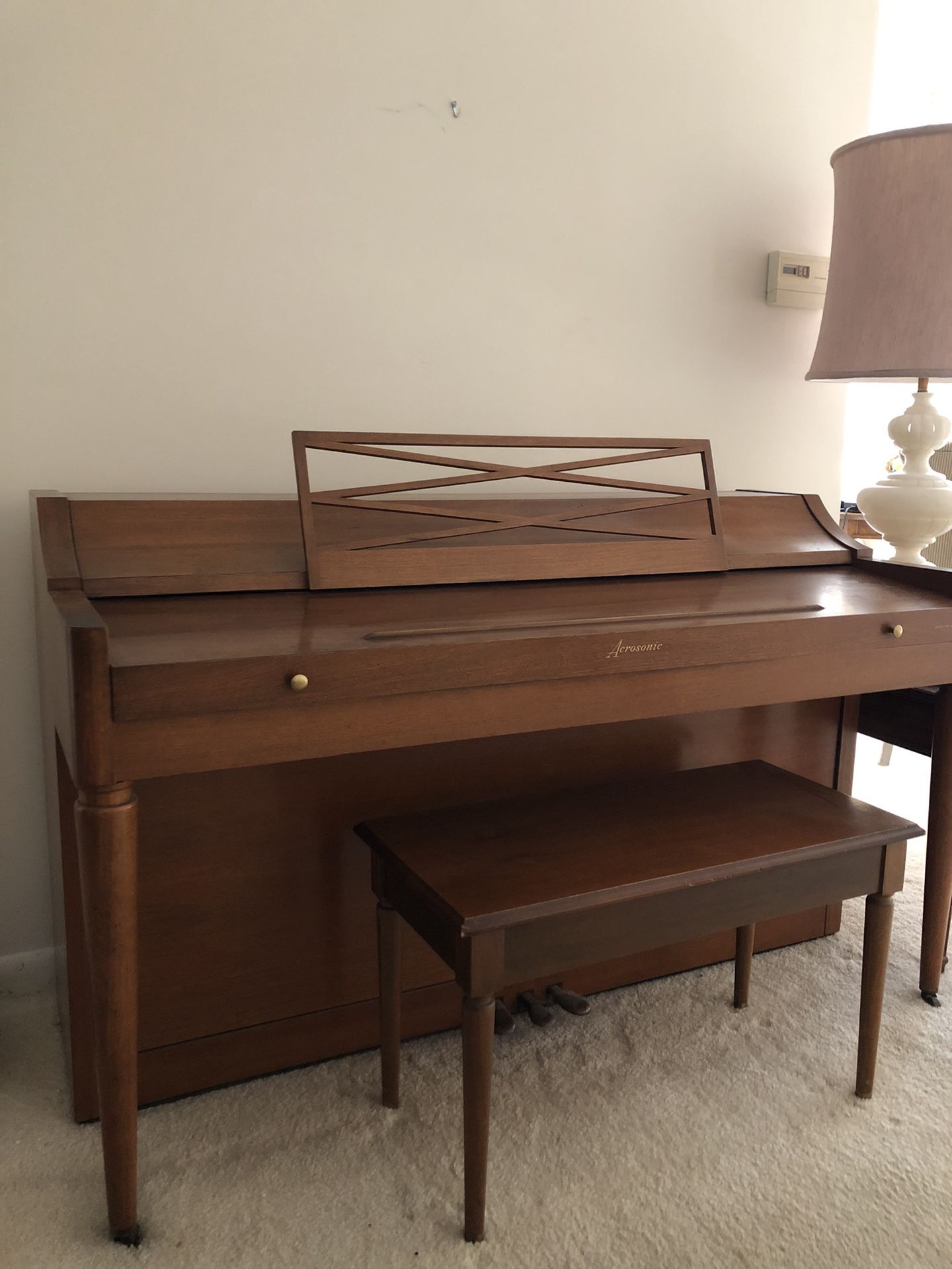 Piano -Baldwin