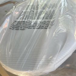 Toilet SEAT  Plastic   I Got 10 Pieces $10 Each One 
