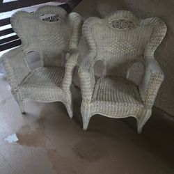 WICKER CHAIRS WHITE . 2PC.