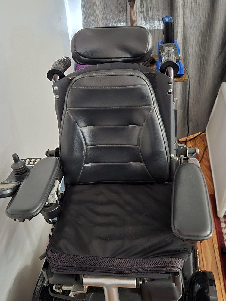 Motor Chair