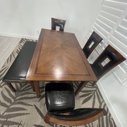 Dinning Table Set