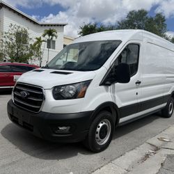 2023 Ford Transit-250