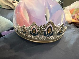 Frozen 2 bike helmet with 👑 tiara pretty and safe