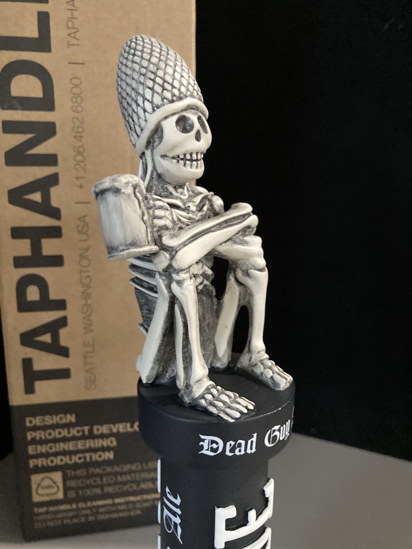 🌟 Nib Rogue Dead Guy Ale Skeleton Beer Tap Handle 
