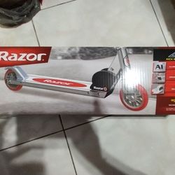 Razor A Kick Scooter Red