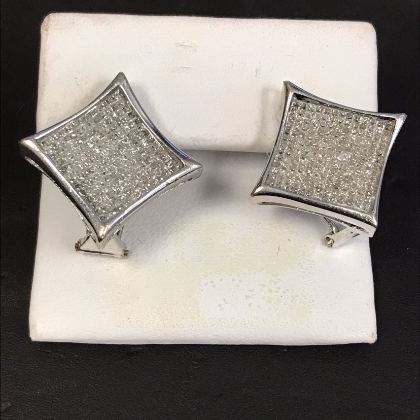 White Gold Diamond Earrings