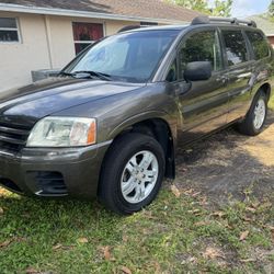 2006 Mitsubishi Endeavor 