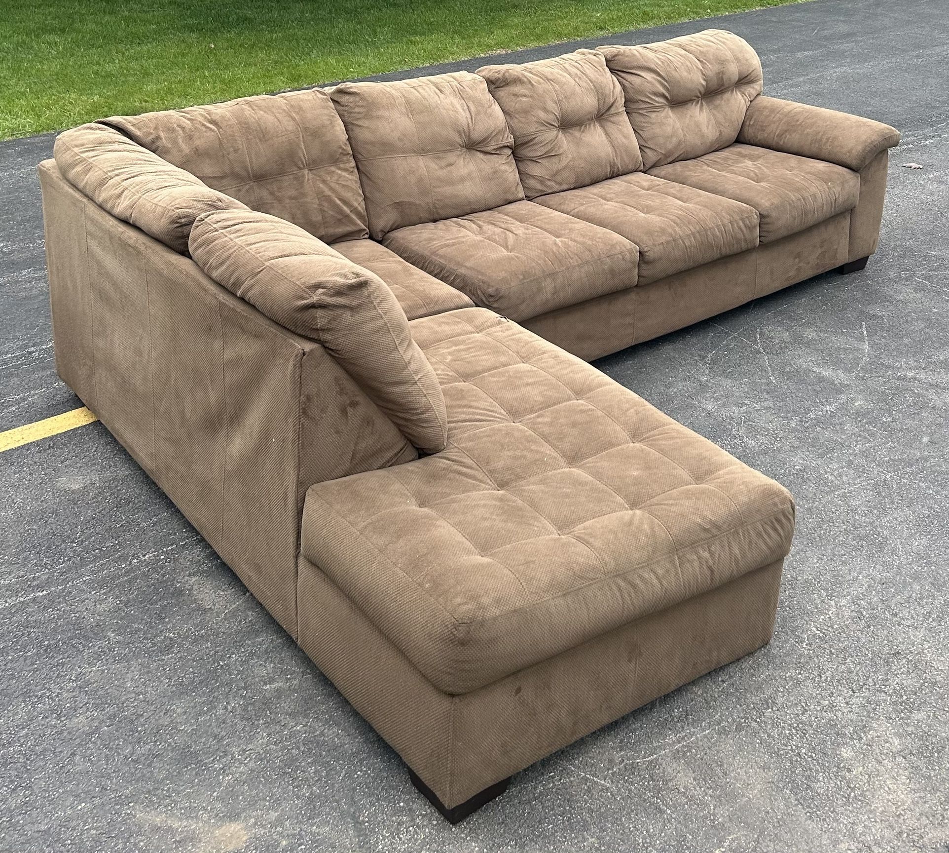 Brown Sectional Couch Set