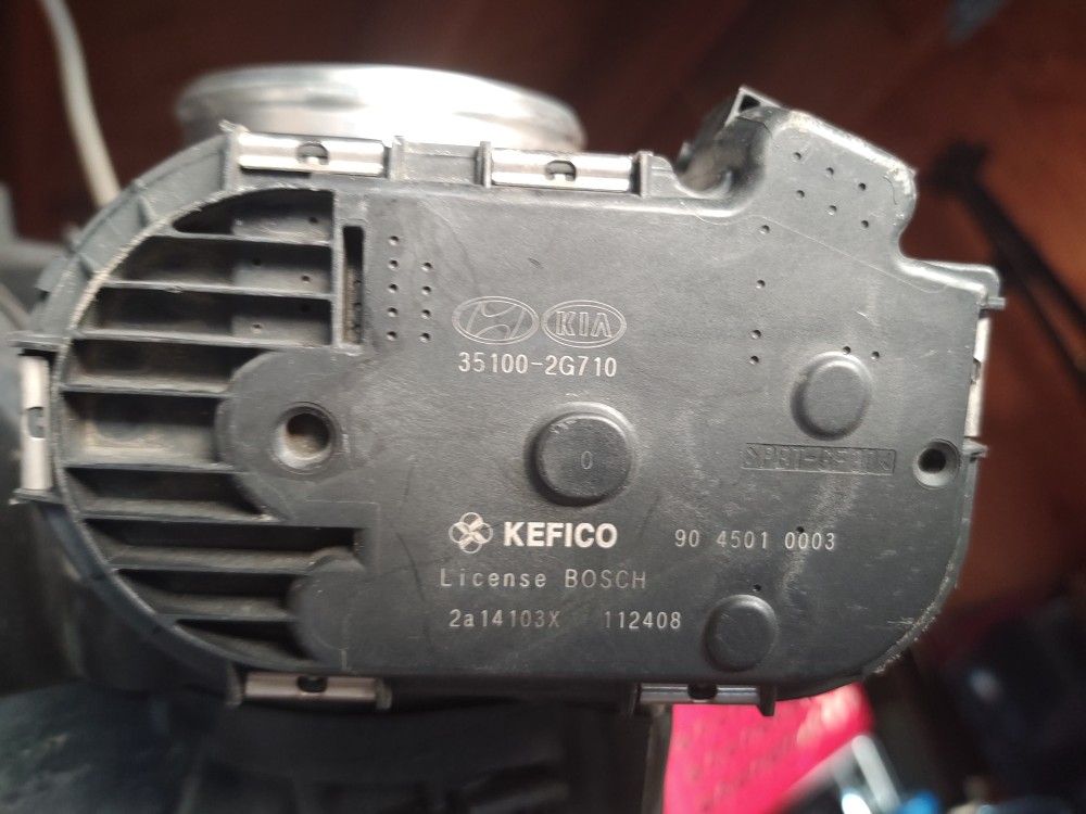 Kia optima starter, intake manifold,throttle body, alternator, and ecu