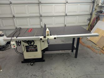 Delta unisaw table saw