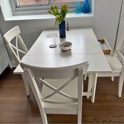 INGATORP drop-leaf table.(NO Chairs)