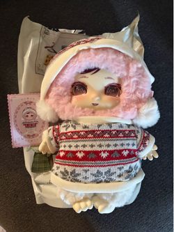 Selling these 4 400% and special eyes Santa 100%