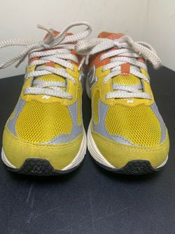 Kids New Balance 2002r Sneakers (Size 2 US) Good Condition