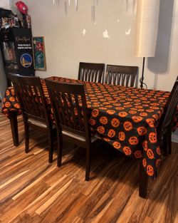 Table and ￼ Dresser