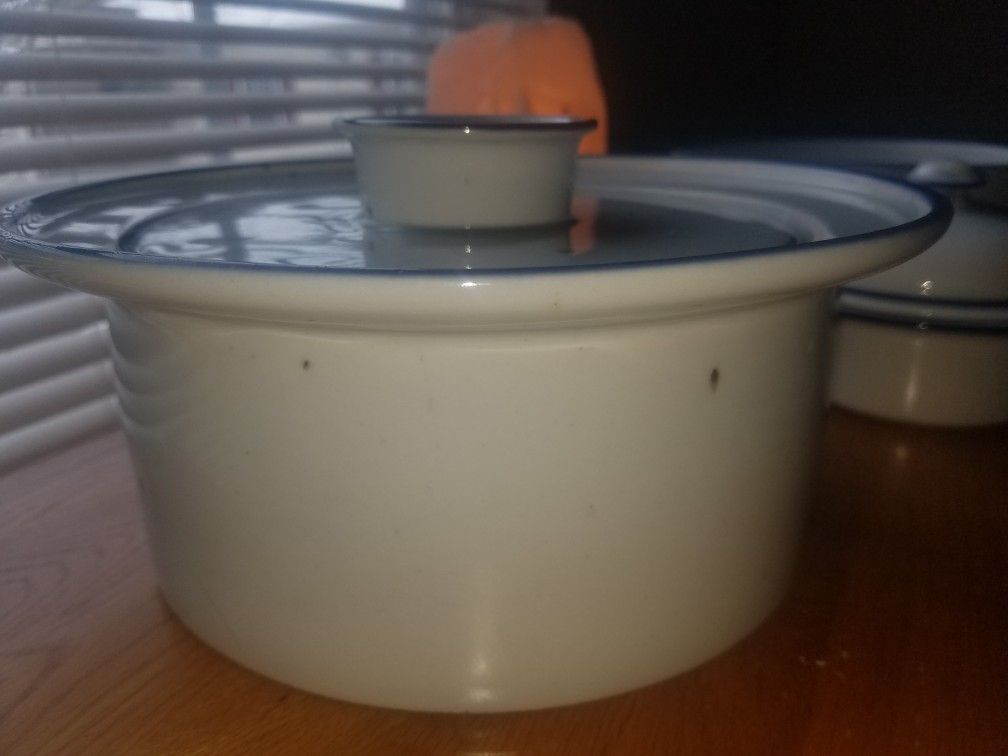 DANSK DESIGNS DENMARK BLUE 1.5 CASSEROLE