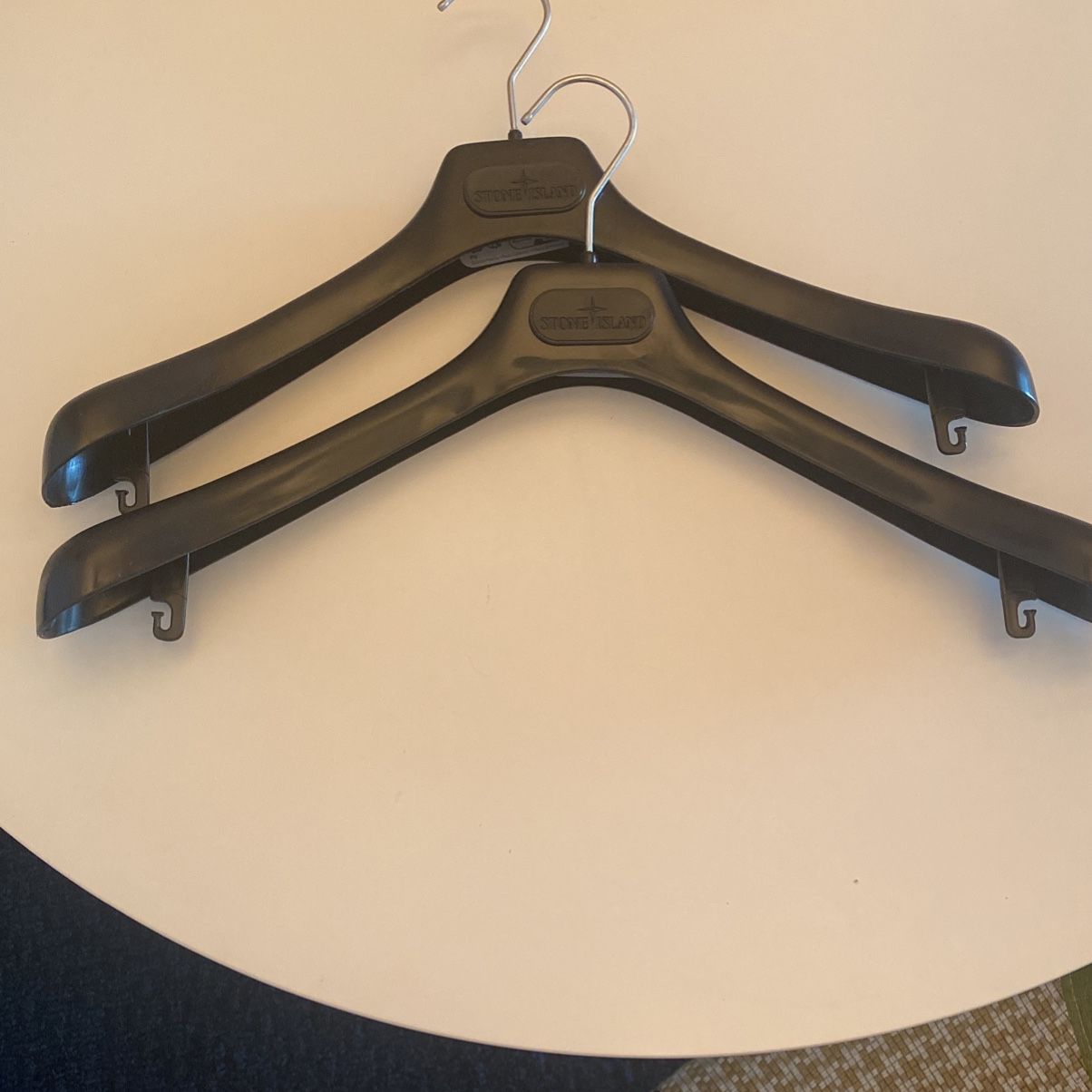 Mainstays Clothes Hangers for Sale in Goodyear, AZ - OfferUp