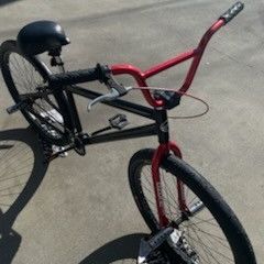 THRONE BMX, LOOK AT DESCRIPTION