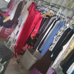 Clothes 1 Dollar