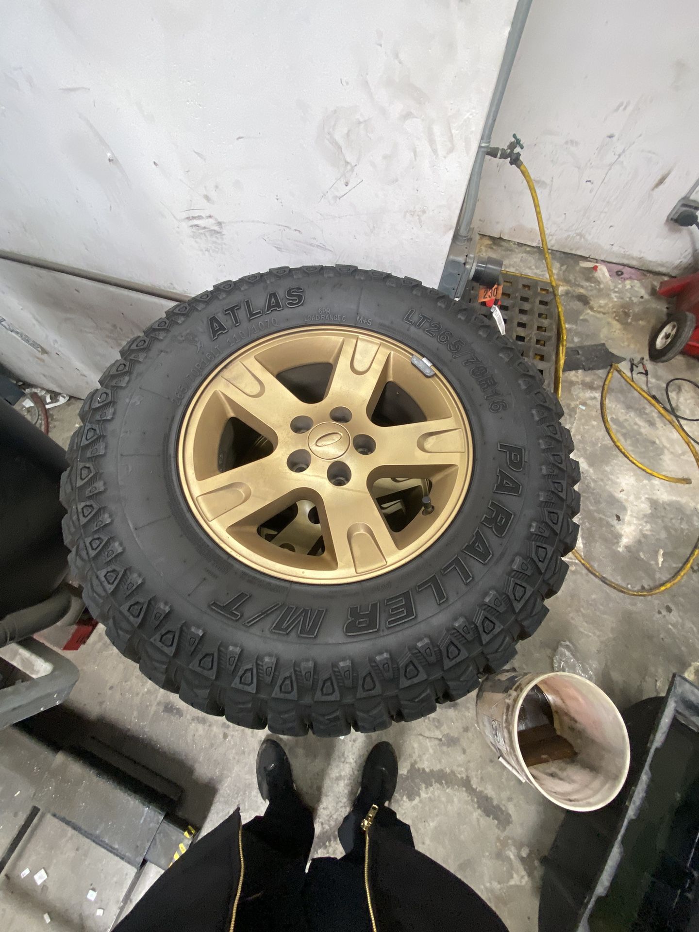 16x9 Wheels 5x114.3 Lug Pattern 265/70/16 Tires