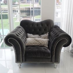 Elegant Black Velvet Armchair Couch