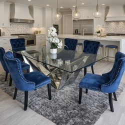 Dining table set.7Pc