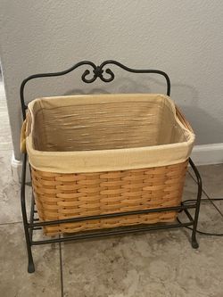 Longaberger Magazine Newspaper Basket with Stand