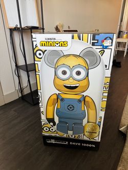 Large Life-Size RARE BE@RBRICK Minion