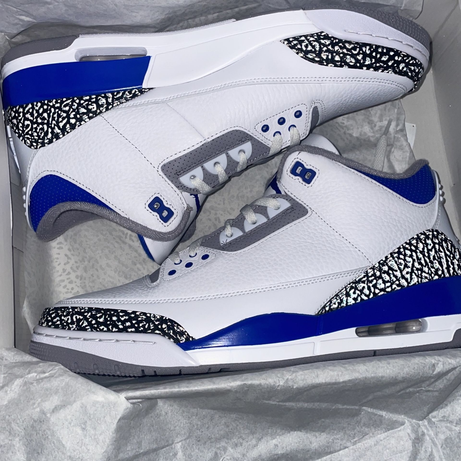 Air Jordan 3 retro Racer Blue 