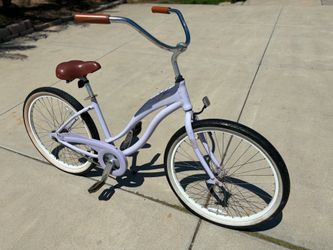 Giant simple beach cruiser